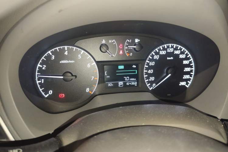 Used Nissan Sylphy 2012 1.6XE CVT Comfort Edition Instrument Cluster
