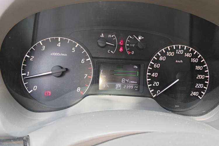 Used Nissan Sylphy 2012 1.6 XL CVT Luxury Edition Instrument Cluster