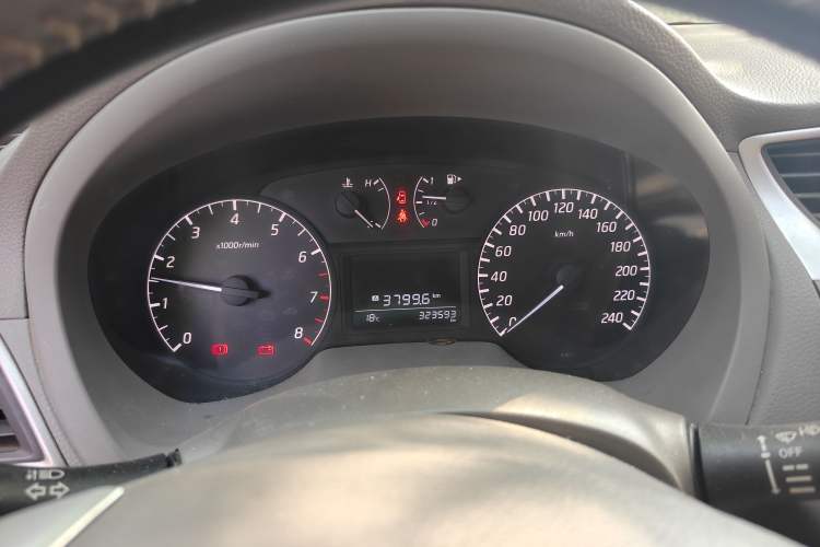 Used Nissan Sylphy 2012 1.6 XL Manual Luxury Edition Instrument Cluster