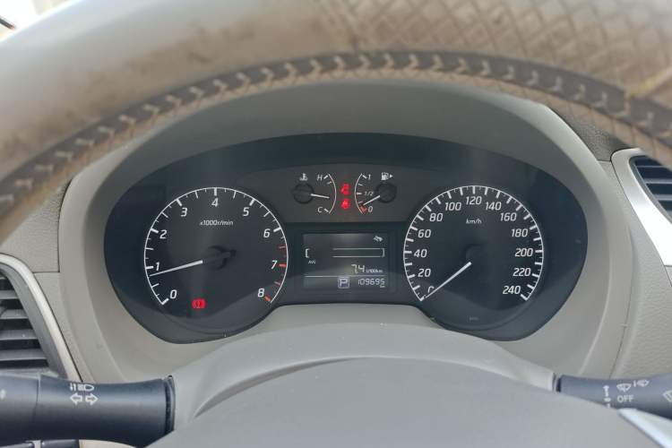 Used Nissan Sylphy 2012 1.6 XL CVT Luxury Edition Instrument Cluster