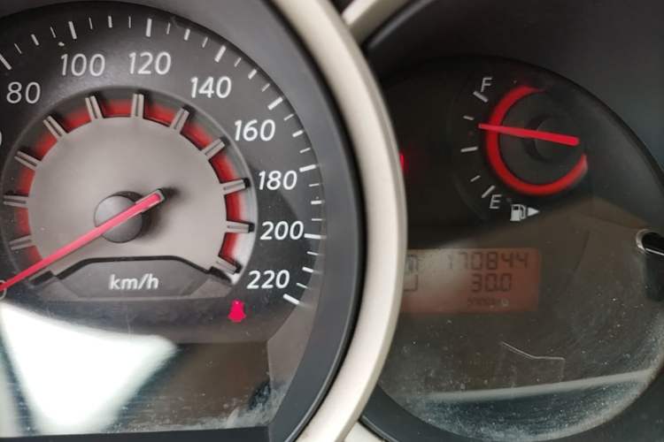 Used Nissan Sylphy 2012 Classic 1.6XE Automatic Comfort Edition Instrument Cluster
