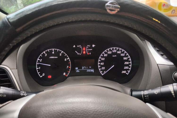 Used Nissan Sylphy 2012 1.6 XL Manual Luxury Edition Instrument Cluster
