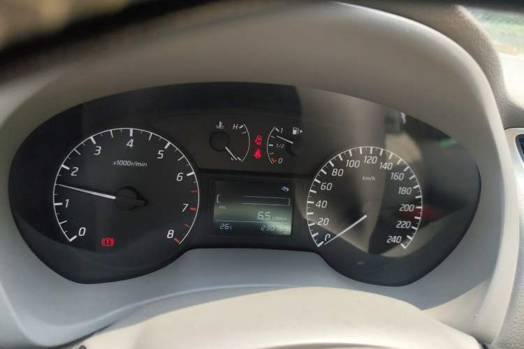 Used Nissan Sylphy 2012 1.6 XL Manual Luxury Edition Instrument Cluster