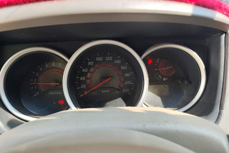 Used Nissan Sylphy 2012 Classic 1.6XE Automatic Comfort Edition Instrument Cluster