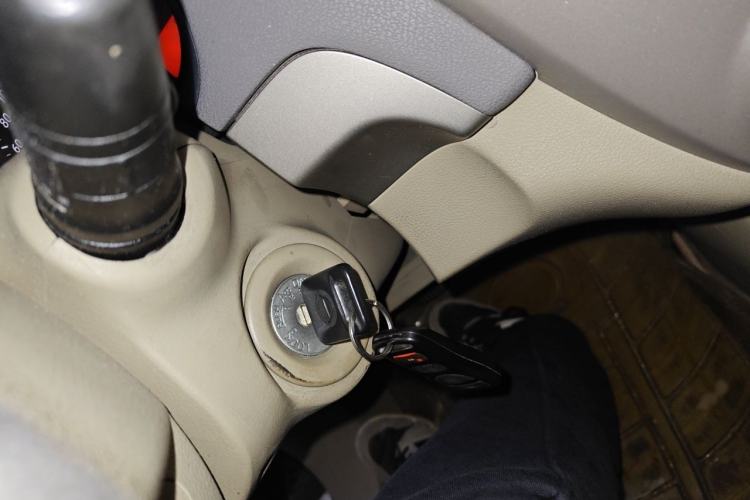 Used Nissan Sylphy 2012 Classic 1.6XE Manual Comfort Edition Interior 1