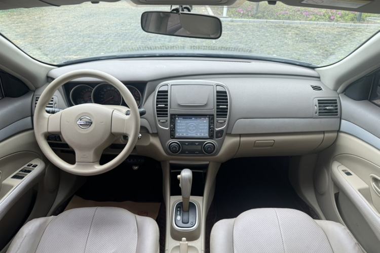 Used Nissan Sylphy 2012 Classic 1.6XE Automatic Comfort Edition Interior 1