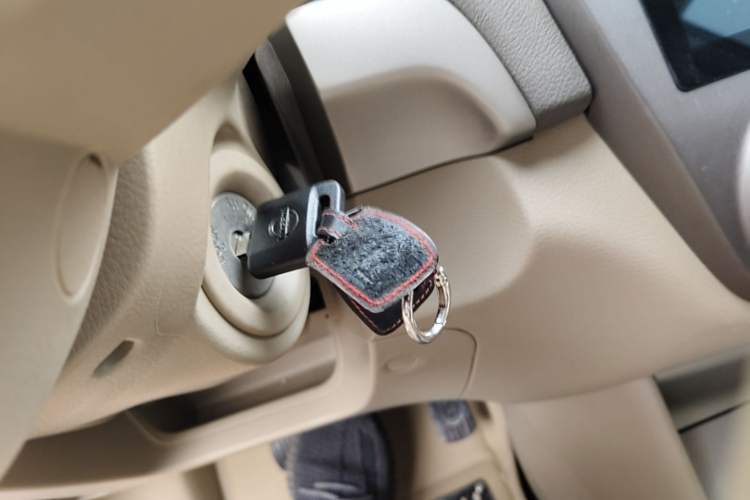 Used Nissan Sylphy 2012 Classic 1.6XE Automatic Comfort Edition Interior 1