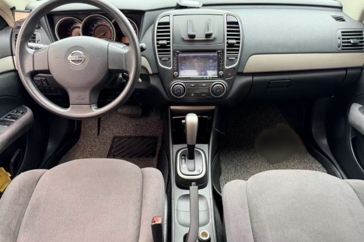 Used Nissan Sylphy 2012 Classic 1.6XE Automatic Comfort Edition Interior 5