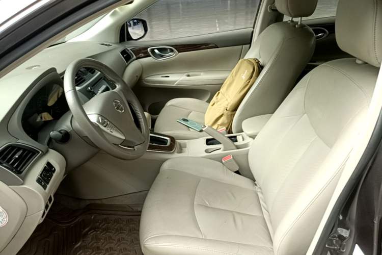 Used Nissan Sylphy 2012 1.6 XL CVT Luxury Edition Left Front Seat