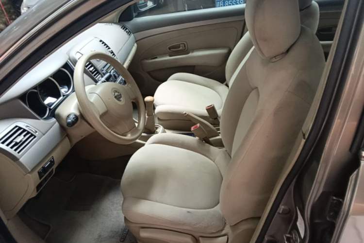 Used Nissan Sylphy 2012 Classic 1.6XE Manual Comfort Edition Left Front Seat