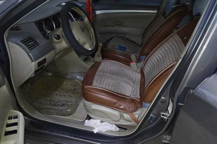 Used Nissan Sylphy 2012 Classic 1.6XE Manual Comfort Edition Left Front Seat