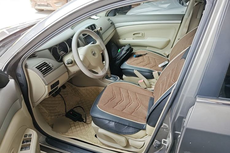 Used Nissan Sylphy 2012 Classic 1.6XE Automatic Comfort Edition Left Front Seat