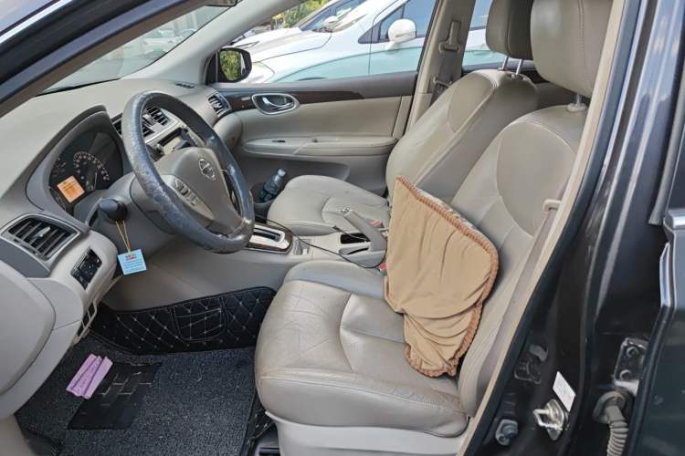 Used Nissan Sylphy 2012 1.6 XL CVT Luxury Edition Left Front Seat