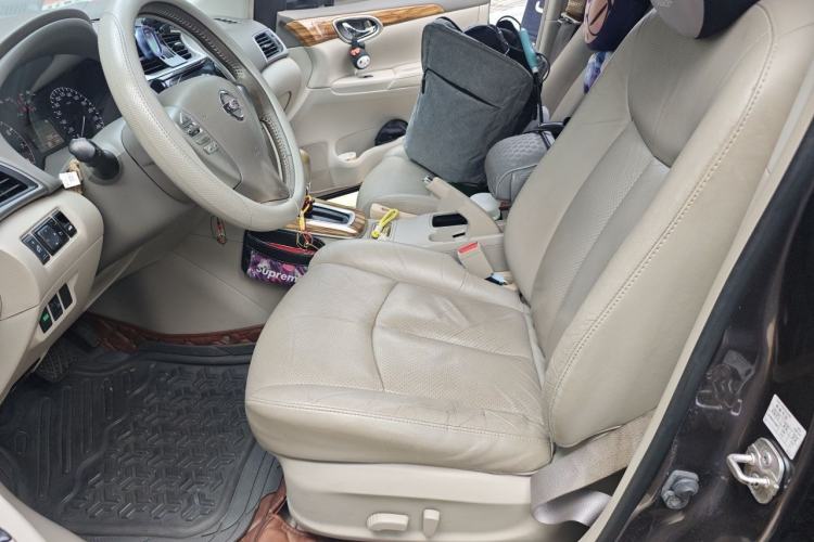 Used Nissan Sylphy 2012 1.6 XL CVT Luxury Edition Left Front Seat