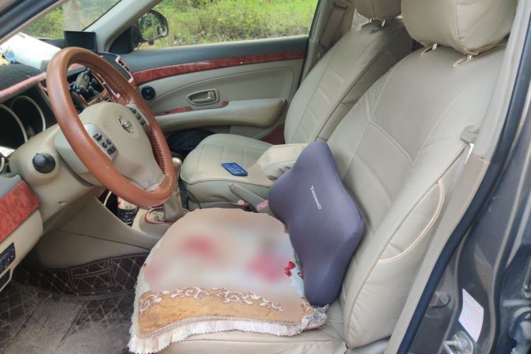 Used Nissan Sylphy 2012 Classic 1.6XE Manual Comfort Edition Left Front Seat