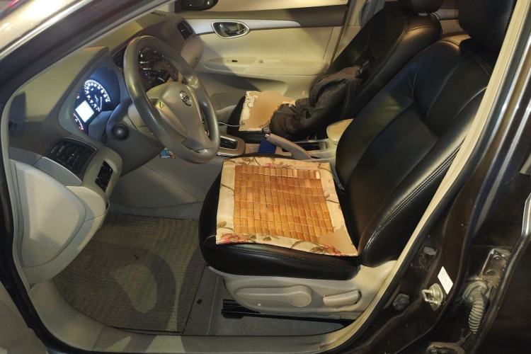Used Nissan Sylphy 2012 1.6XE CVT Comfort Edition Left Front Seat
