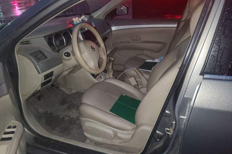 Used Nissan Sylphy 2012 Classic 1.6XE Manual Comfort Edition Left Front Seat