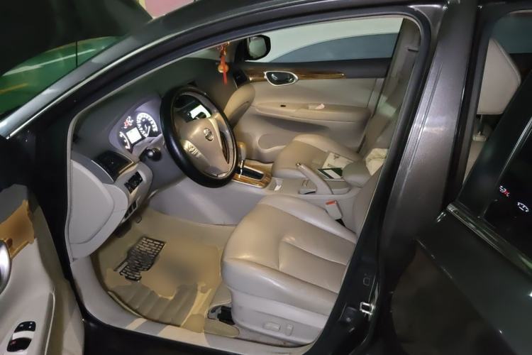 Used Nissan Sylphy 2012 1.6 XL CVT Luxury Edition Left Front Seat