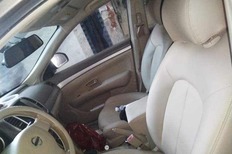 Used Nissan Sylphy 2012 Classic 1.6XE Automatic Comfort Edition Left Front Seat
