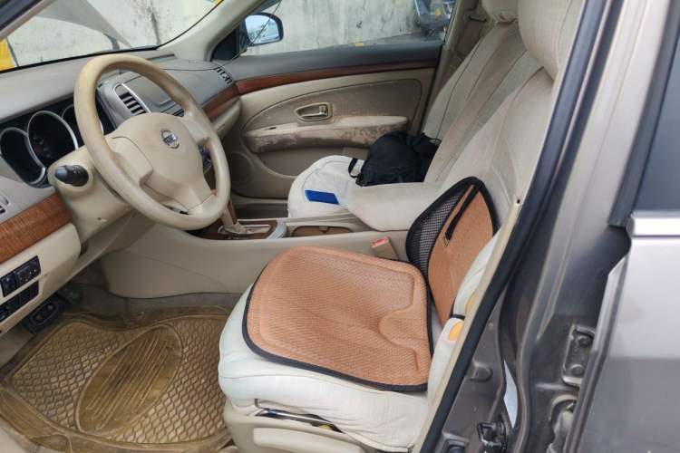 Used Nissan Sylphy 2012 Classic 1.6XE Automatic Comfort Edition Left Front Seat