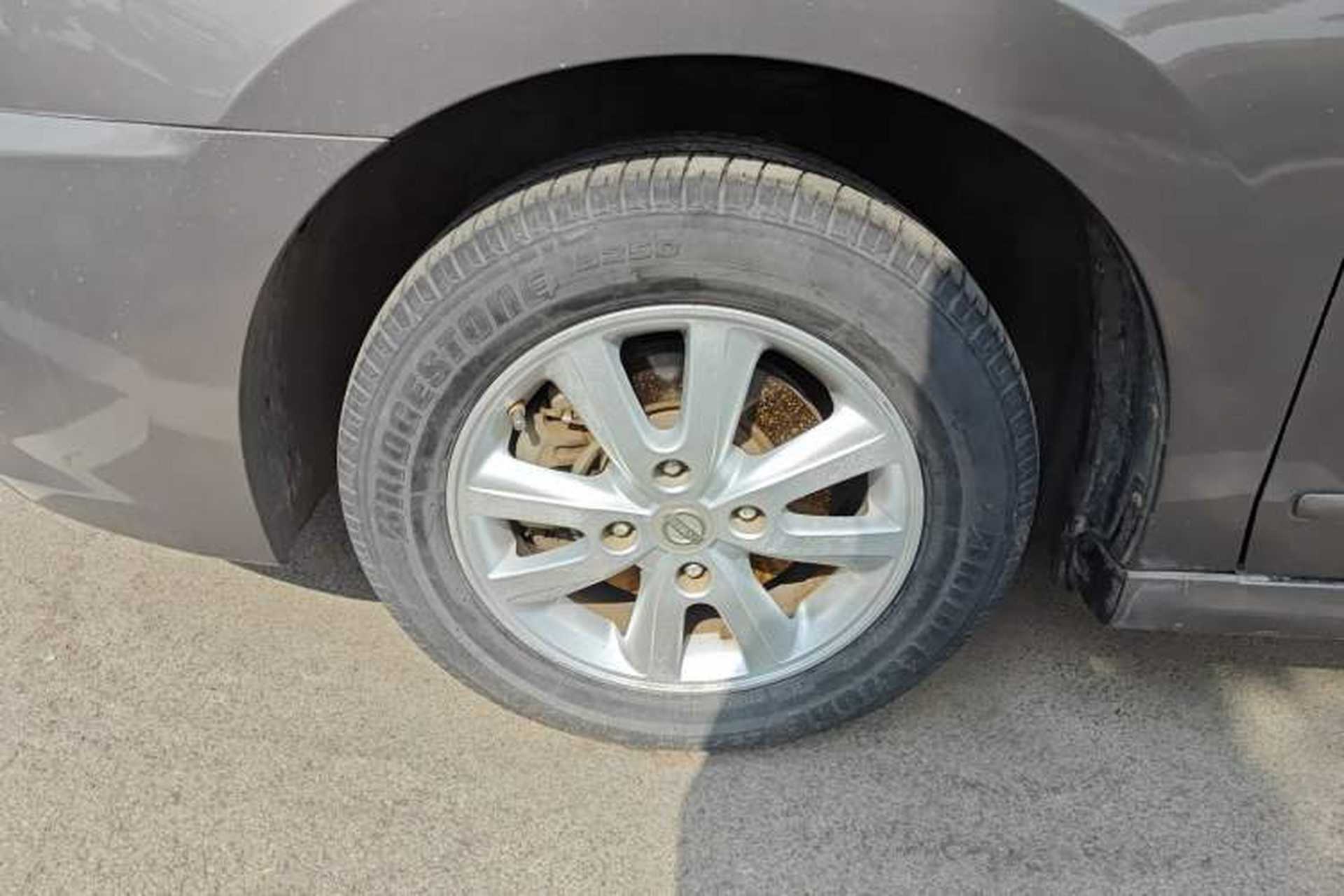 Used Nissan Sylphy 2012 Classic 1.6XE Automatic Comfort Edition Left Front Wheel Hub