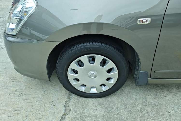 Used Nissan Sylphy 2012 Classic 1.6XE Automatic Comfort Edition Left Front Wheel Hub