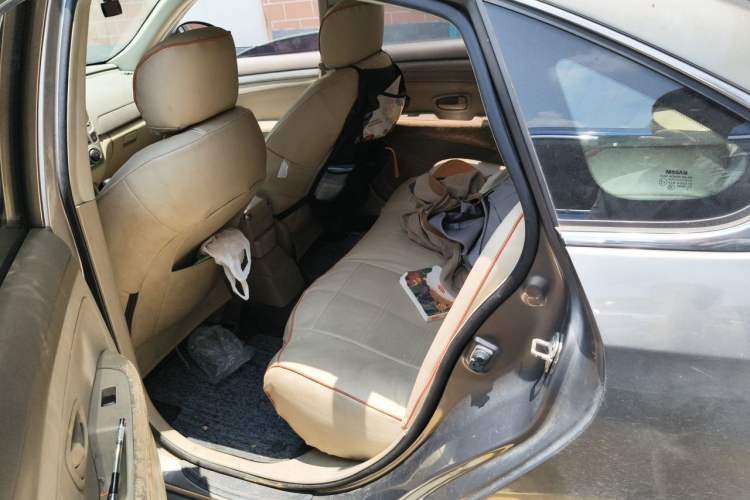 Used Nissan Sylphy 2012 Classic 1.6XE Manual Comfort Edition Left Rear Seat