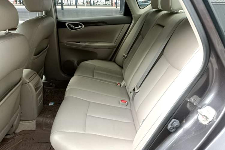 Used Nissan Sylphy 2012 1.6 XL CVT Luxury Edition Left Rear Seat