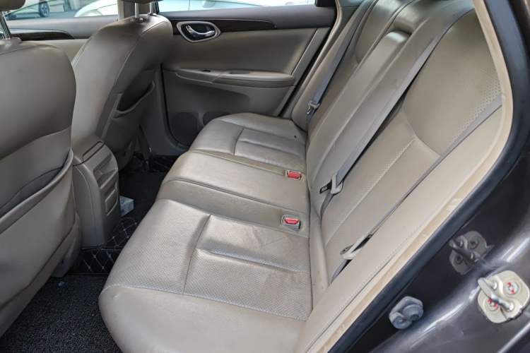 Used Nissan Sylphy 2012 1.6 XL CVT Luxury Edition Left Rear Seat