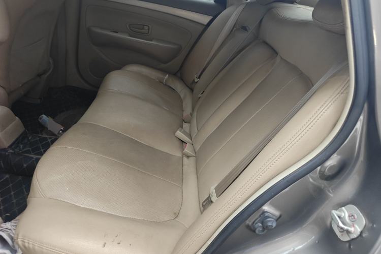 Used Nissan Sylphy 2012 Classic 1.6XE Automatic Comfort Edition Left Rear Seat