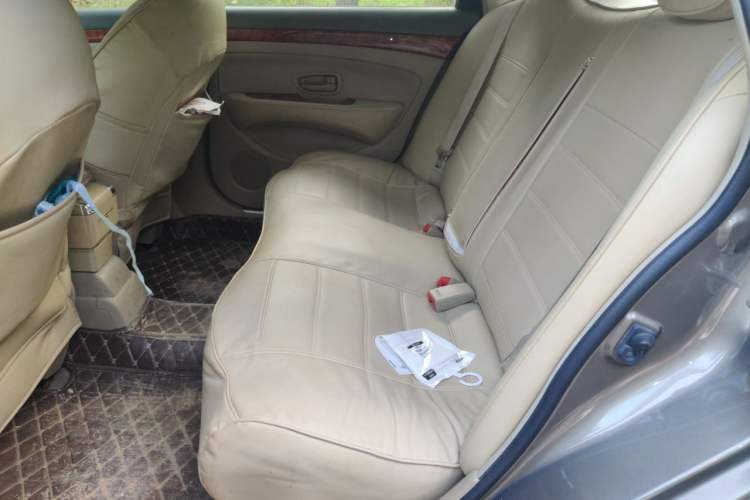 Used Nissan Sylphy 2012 Classic 1.6XE Manual Comfort Edition Left Rear Seat
