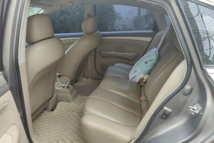 Used Nissan Sylphy 2012 Classic 1.6 XL Automatic Luxury Edition Left Rear Seat