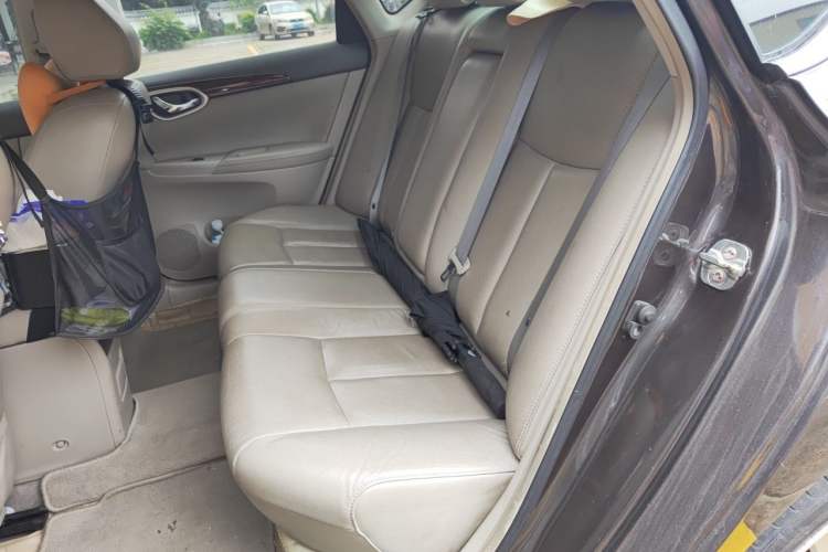 Used Nissan Sylphy 2012 1.6 XL CVT Luxury Edition Left Rear Seat