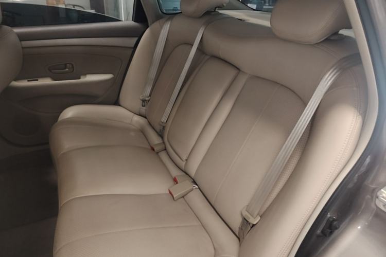 Used Nissan Sylphy 2012 Classic 1.6XE Automatic Comfort Edition Left Rear Seat