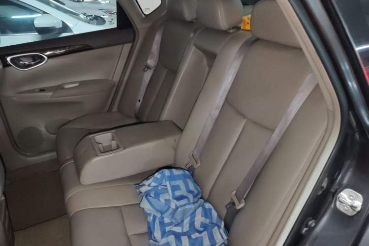 Used Nissan Sylphy 2012 1.6 XL CVT Luxury Edition Left Rear Seat