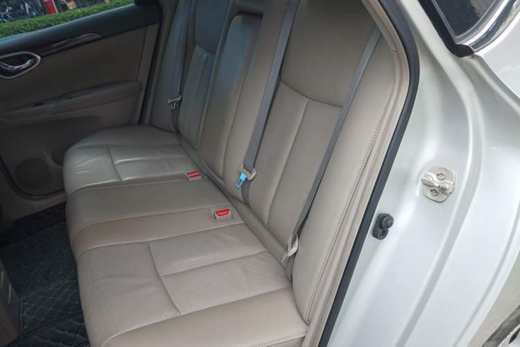 Used Nissan Sylphy 2012 1.6 XL CVT Luxury Edition Left Rear Seat