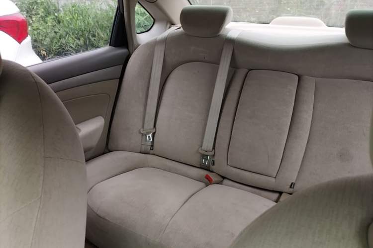 Used Nissan Sylphy 2012 Classic 1.6XE Automatic Comfort Edition Left Rear Seat