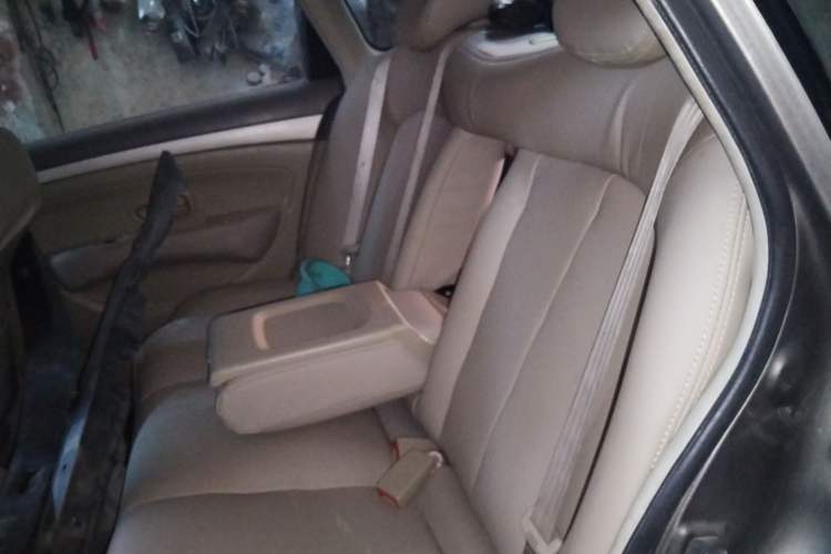 Used Nissan Sylphy 2012 Classic 1.6XE Automatic Comfort Edition Left Rear Seat