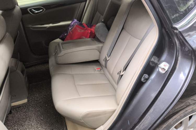 Used Nissan Sylphy 2012 1.6 XL Manual Luxury Edition Left Rear Seat