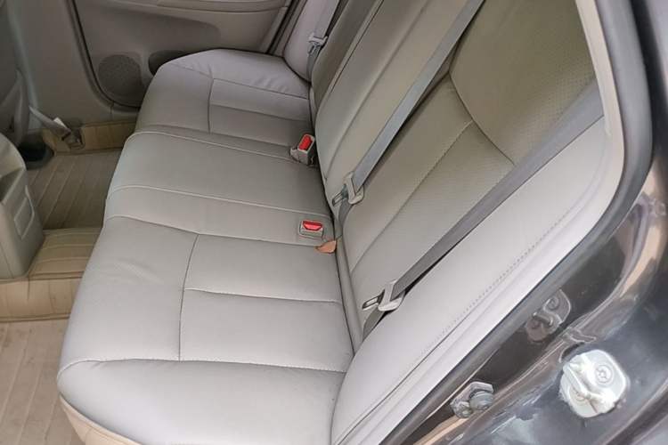 Used Nissan Sylphy 2012 1.6 XL Manual Luxury Edition Left Rear Seat