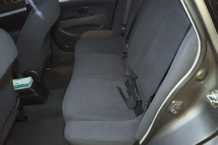 Used Nissan Sylphy 2012 Classic 1.6XE Manual Comfort Edition Left Rear Seat