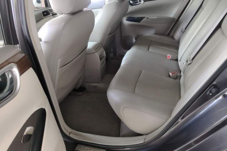 Used Nissan Sylphy 2012 1.6 XL CVT Luxury Edition Left Rear Seat