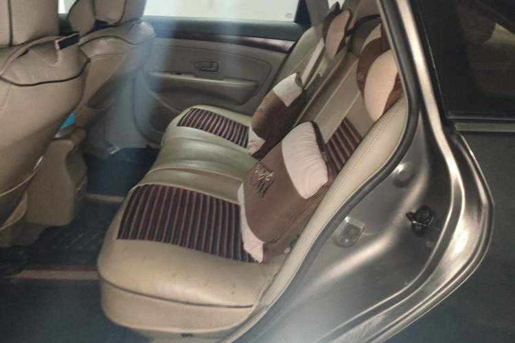 Used Nissan Sylphy 2012 Classic 1.6 XL Automatic Luxury Edition Left Rear Seat