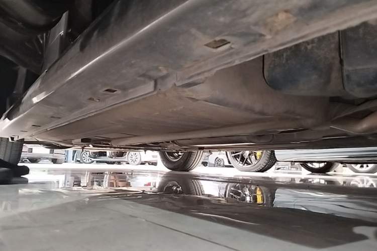 Used Nissan Sylphy 2012 Classic 1.6XE Automatic Comfort Edition Left Side Sill