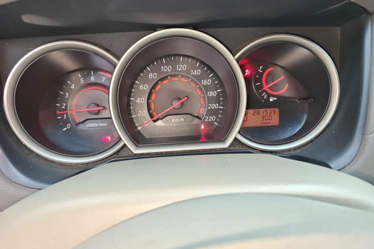 Used Nissan Sylphy 2012 Classic 1.6XE Automatic Comfort Edition Odometer Close Up