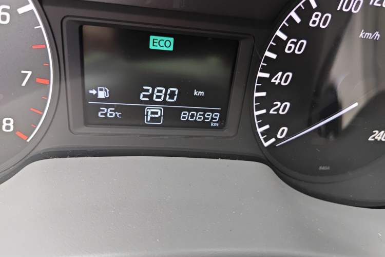 Used Nissan Sylphy 2012 1.6 XL CVT Luxury Edition Odometer Close Up