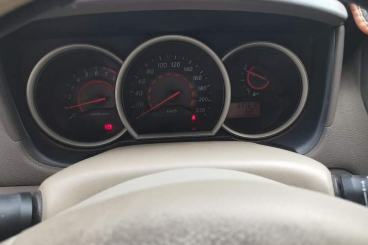Used Nissan Sylphy 2012 Classic 1.6XE Manual Comfort Edition Odometer Close Up