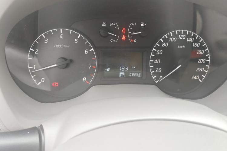 Used Nissan Sylphy 2012 1.6 XL CVT Luxury Edition Odometer Close Up
