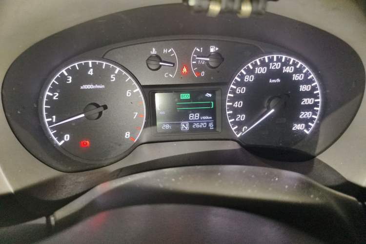 Used Nissan Sylphy 2012 1.6 XL CVT Luxury Edition Odometer Close Up