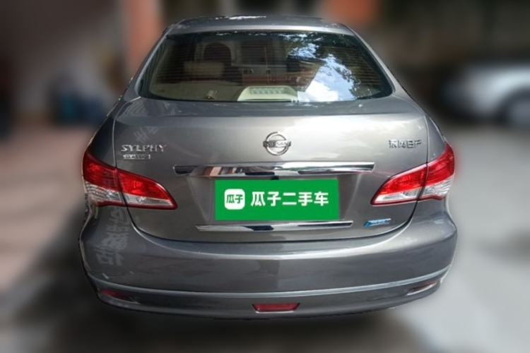 Used Nissan Sylphy 2012 Classic 1.6XE Manual Comfort Edition Rear